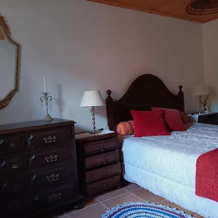 O Cantinho De Holiday home